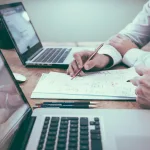 汇报被领导说没逻辑？AI 帮我把材料重排一版